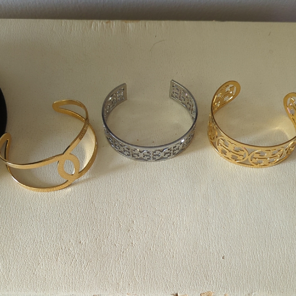 Elegant Gold and Silver Cuff Bracelet Set